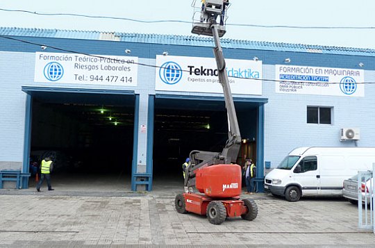 Instalaciones y maquinaria Teknodidaktika Bilbao